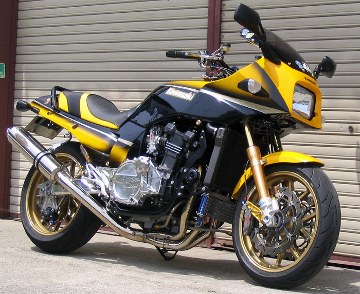 ZEEX=GPZ900R